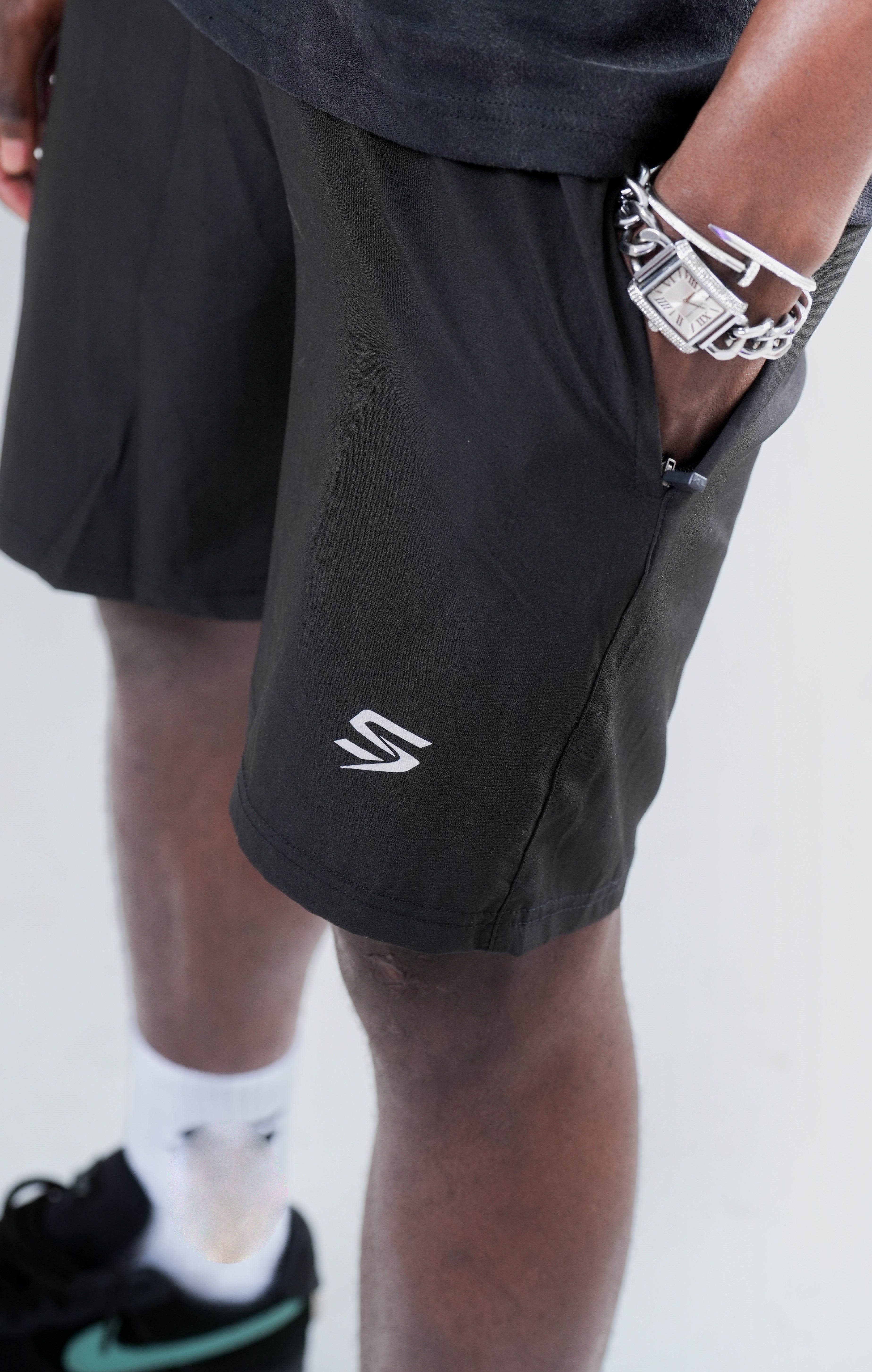 STRYV Core 7" Shorts
