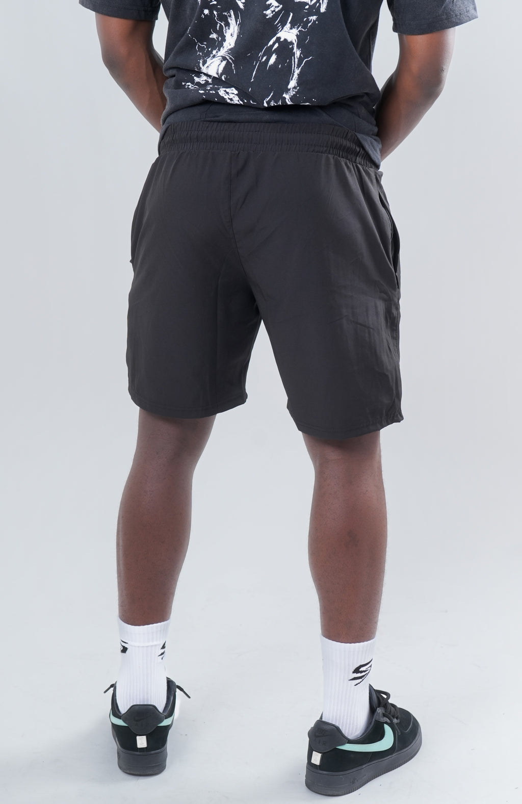 STRYV Core 7" Shorts