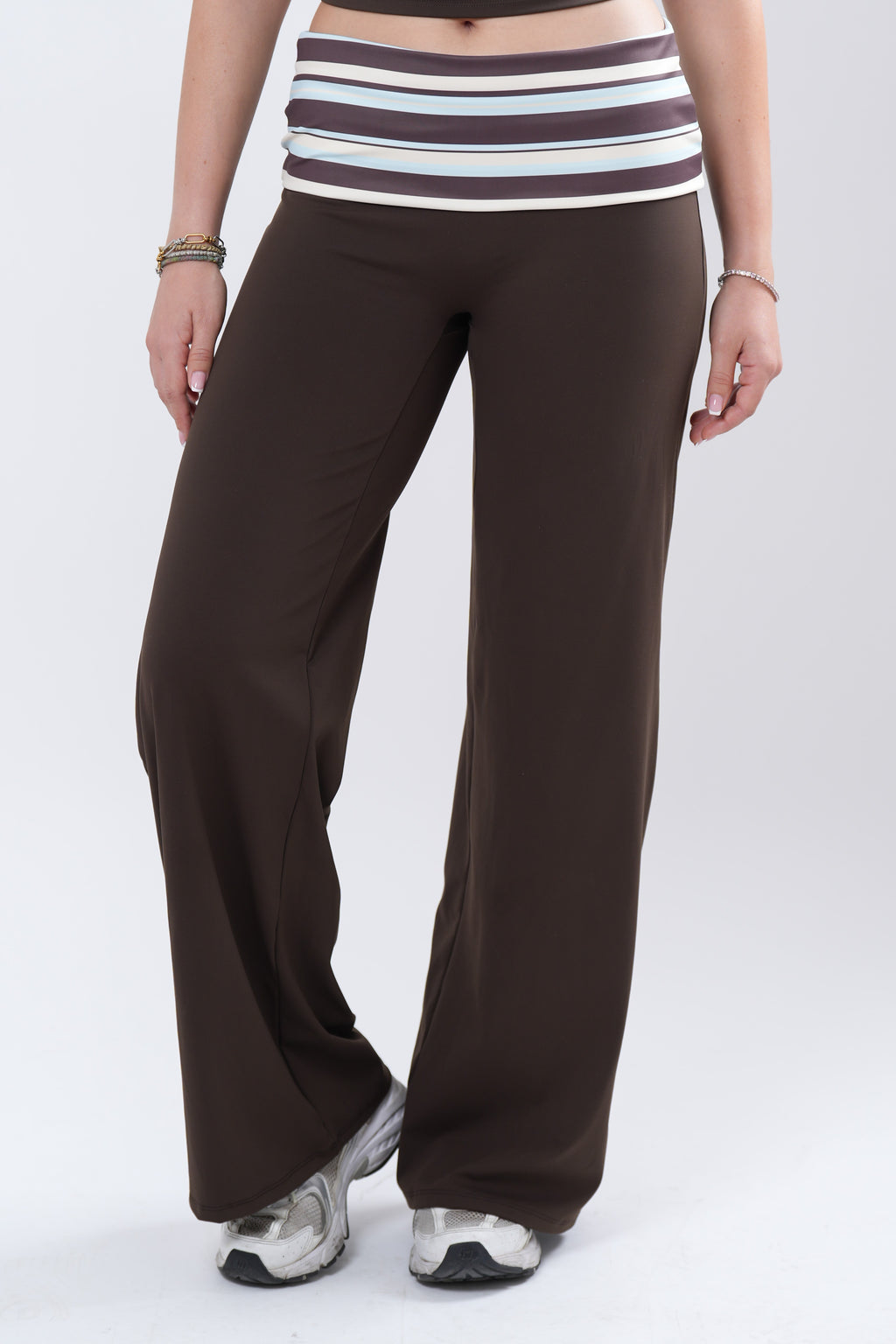 Contrast Straight Leg Leggings